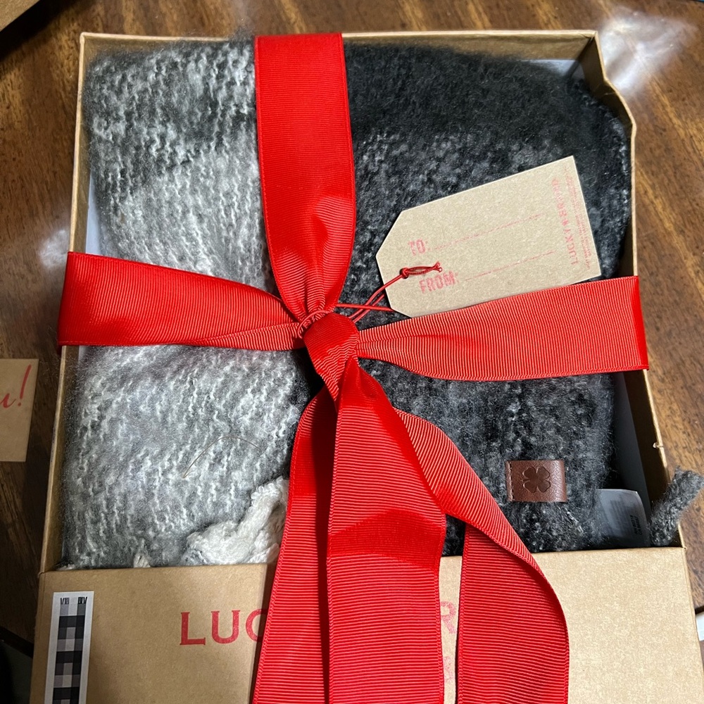 Lucky Brand Black and Gray Scarf